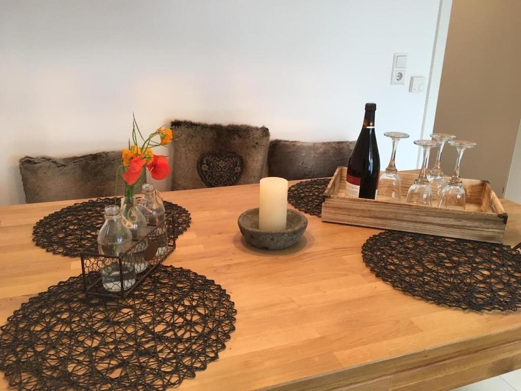 Schoene Ferienwohnung 2,5 Zimmer In Stadtnaehe Mit Eigenem Hofgarten Balingen Luaran gambar