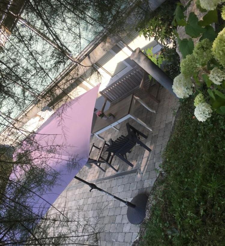 Schoene Ferienwohnung 2,5 Zimmer In Stadtnaehe Mit Eigenem Hofgarten Balingen Luaran gambar