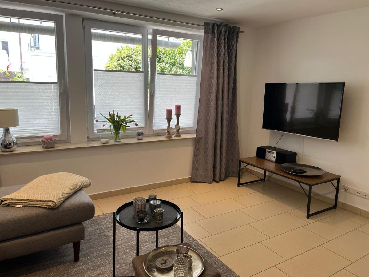 Schoene Ferienwohnung 2,5 Zimmer In Stadtnaehe Mit Eigenem Hofgarten Balingen Luaran gambar