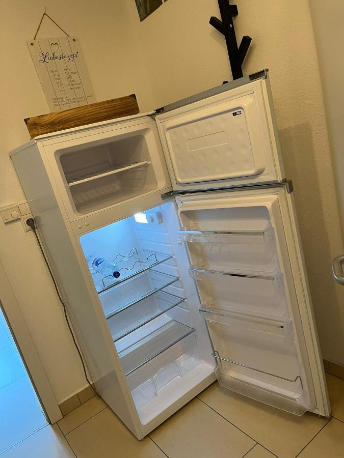 Schoene Ferienwohnung 2,5 Zimmer In Stadtnaehe Mit Eigenem Hofgarten Balingen Luaran gambar