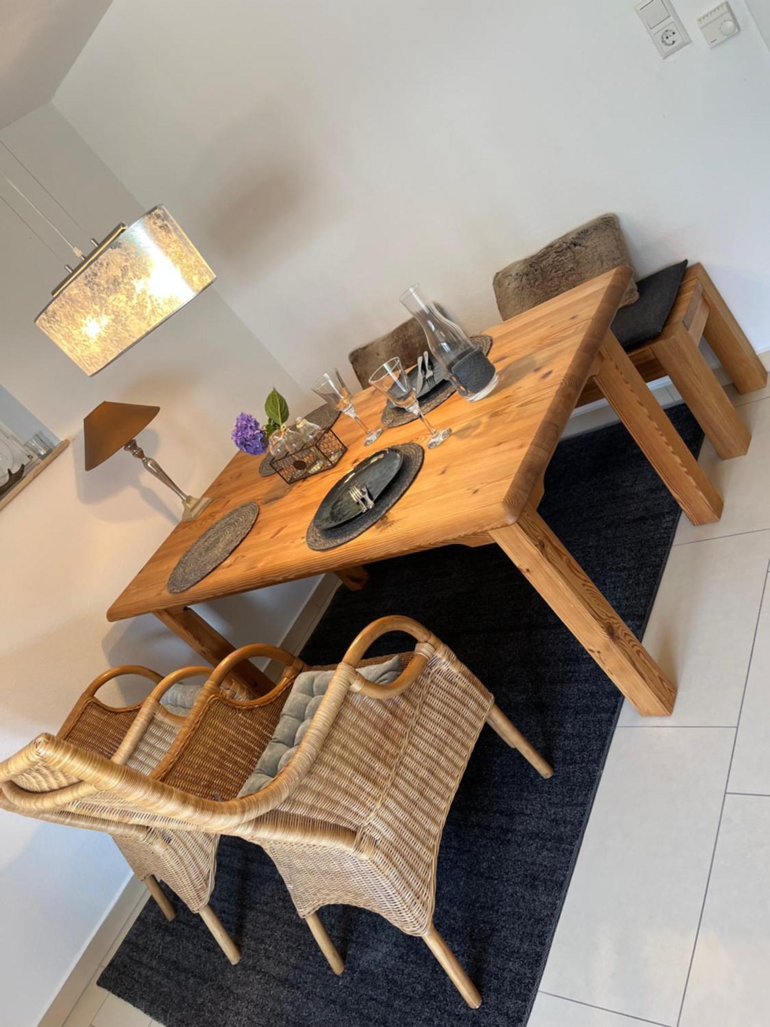 Schoene Ferienwohnung 2,5 Zimmer In Stadtnaehe Mit Eigenem Hofgarten Balingen Luaran gambar